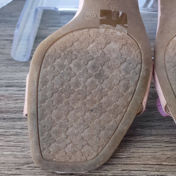 Kelly & Katie Butterfly  Chunky High Heels Size 6 Preppy Formal Dressy Pumps - Picture 13 of 14